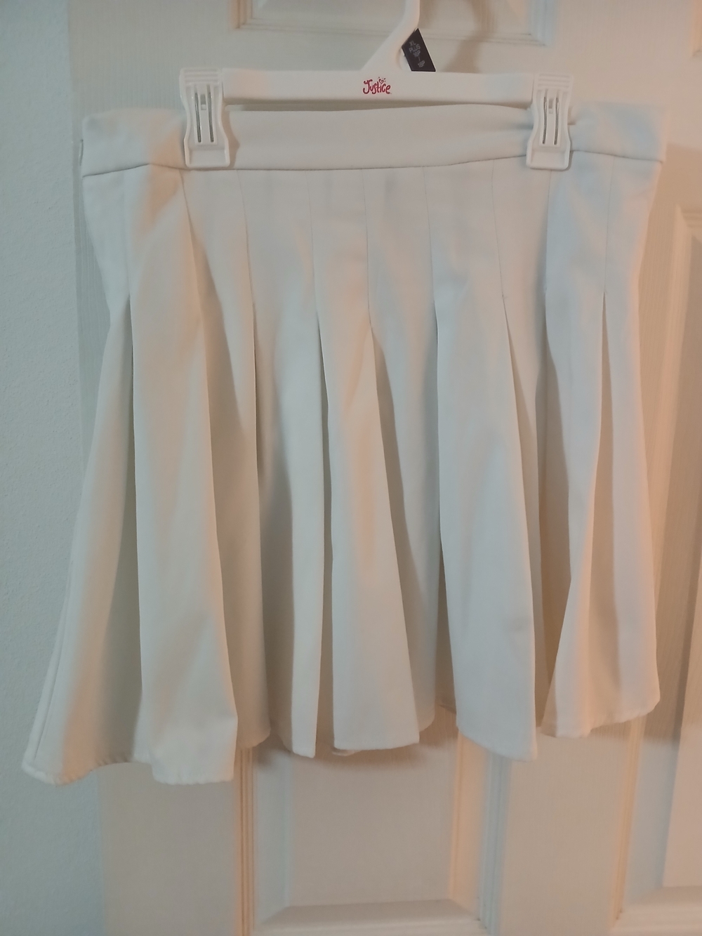 SHEIN White Pleated Circle Skirt